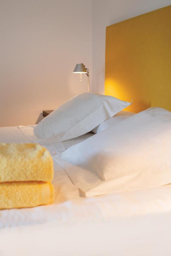 Hotel Canaleta Heras Espolla Экстерьер фото