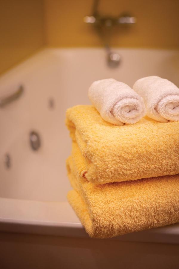 Hotel Canaleta Heras Espolla Экстерьер фото