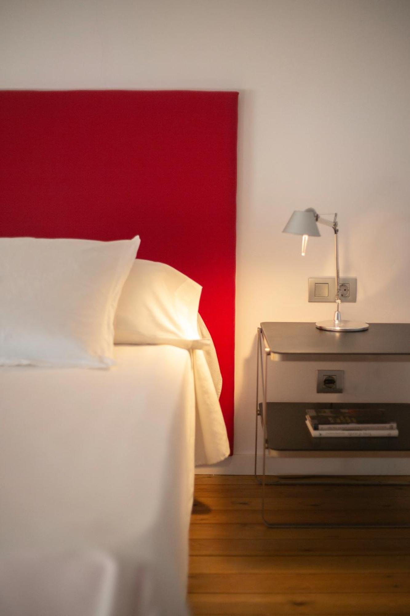 Hotel Canaleta Heras Espolla Экстерьер фото