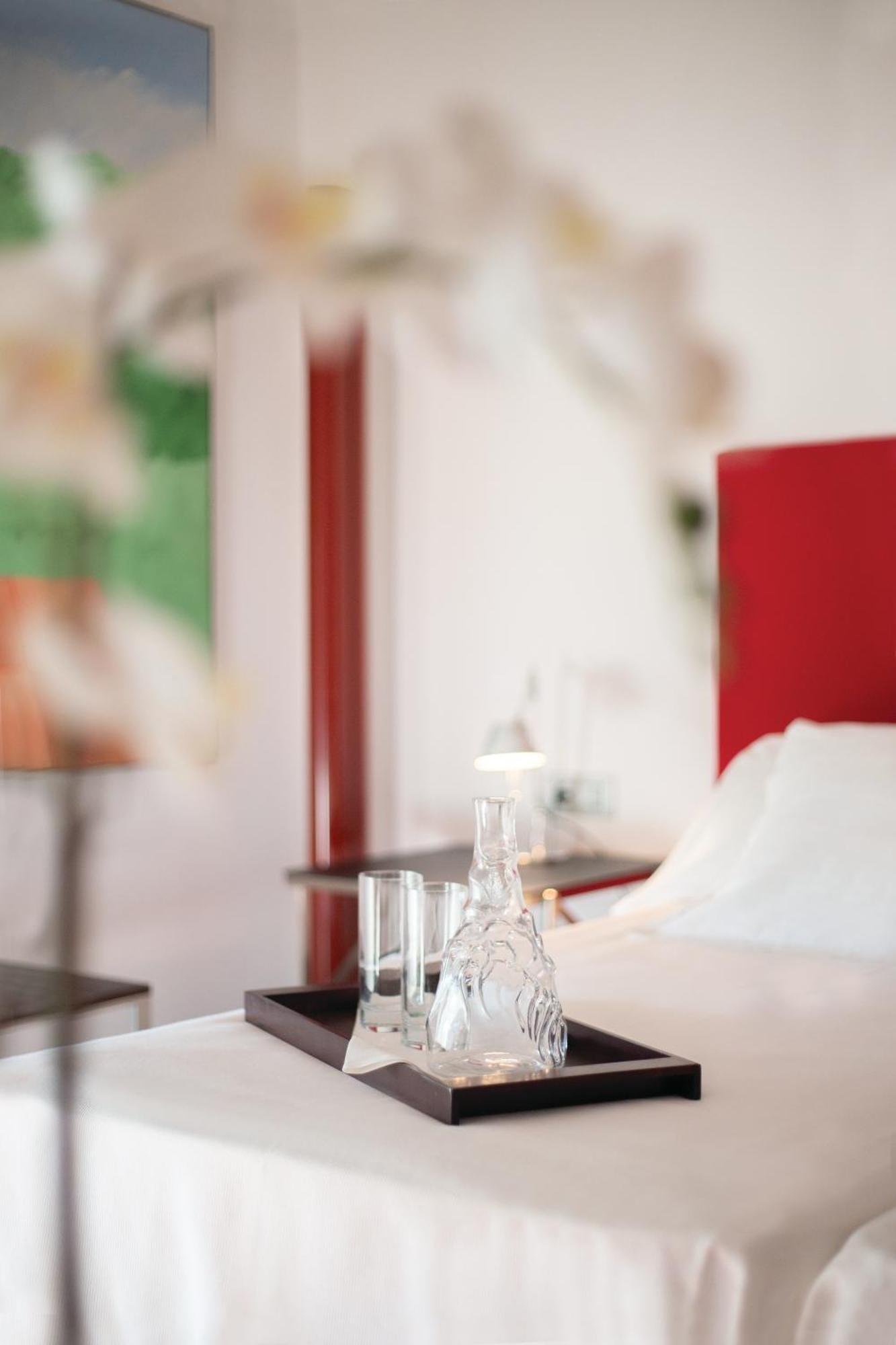 Hotel Canaleta Heras Espolla Экстерьер фото